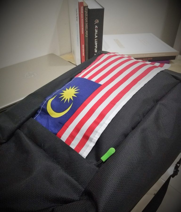 Aku sehelai Jalur Gemilang