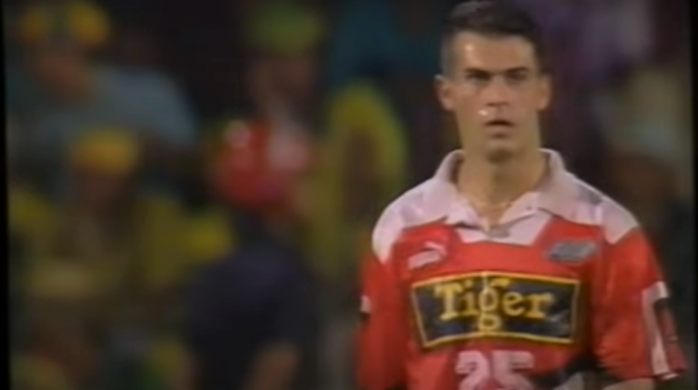 Singapore’s love affair with her 90s football teams