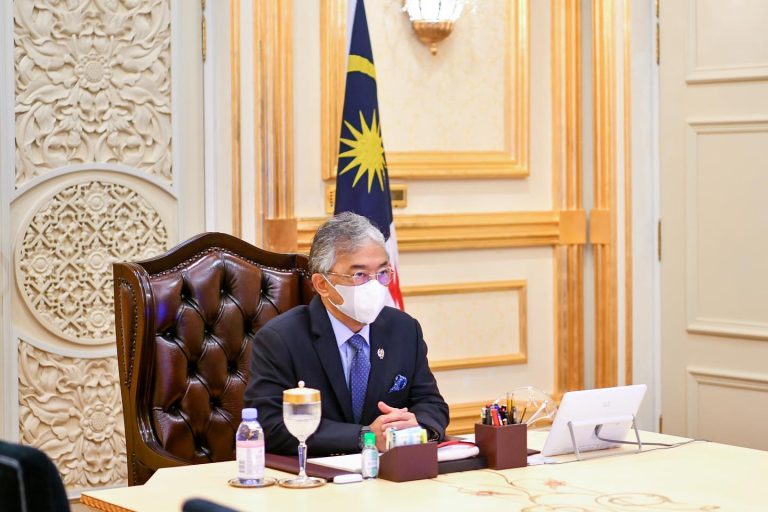 Agong to meet leaders starting Wednesday, prelude to possible conference with Rulers ‘to save Malaysia’