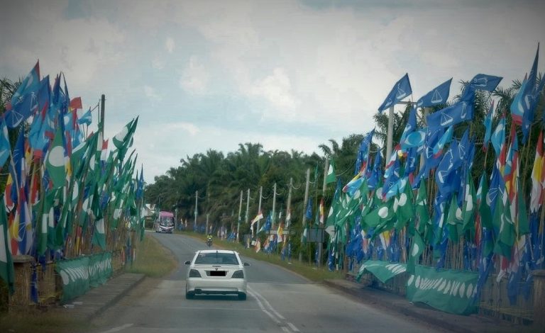 Is it true that if Malays are politically divided, it augurs well for the Chinese?