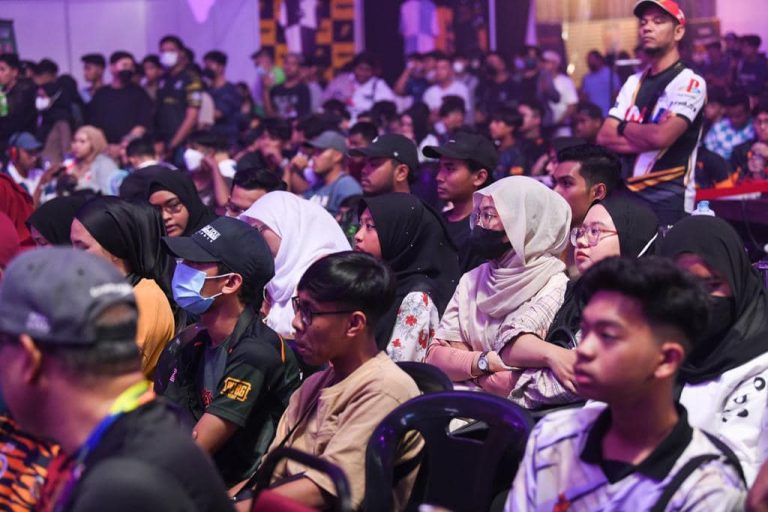 GE15: Mammoth task to influence minds of young voters amid shifting political terrain