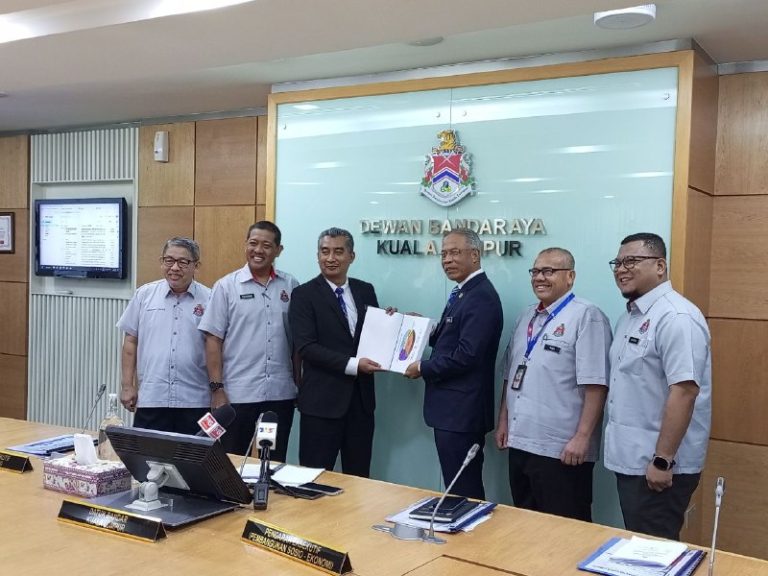 City Hall unveils RM2.6 billion budget, promises cleaner city, better hawker management for 2023