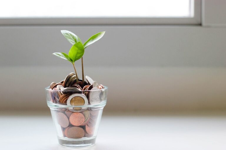 Financial education a must for new-gen students