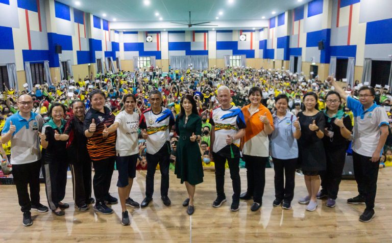Malaysia Olympians Association celebrates Olympic Day at SRK (C) Kepong 3