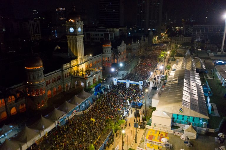 An overhead view of the starting line at last year’s Kuala Lumpur Standard Chartered Marathon.