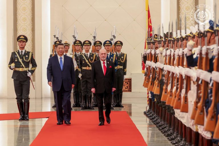 Malaysian king Sultan Ibrahim (right) and China President Xi Jinping (left), walk the red carpet at the Great Hall of The People in Beijing, China, in conjunction with His Majesty’s four-day state visit.