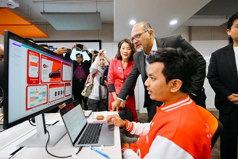 Gobind Singh Deo at the Gamuda AI Academy launch on Oct 11, 2024.