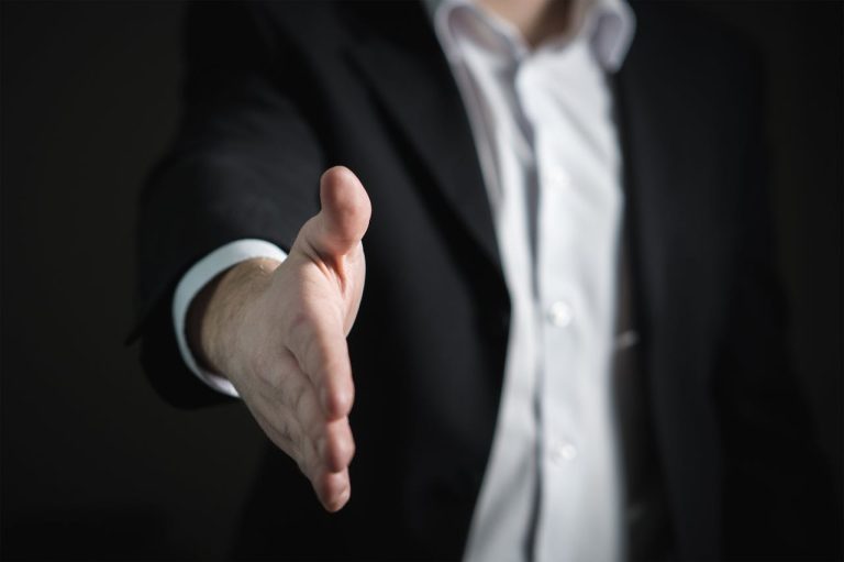 What’s the selection criteria for advisors in government departments, agencies?