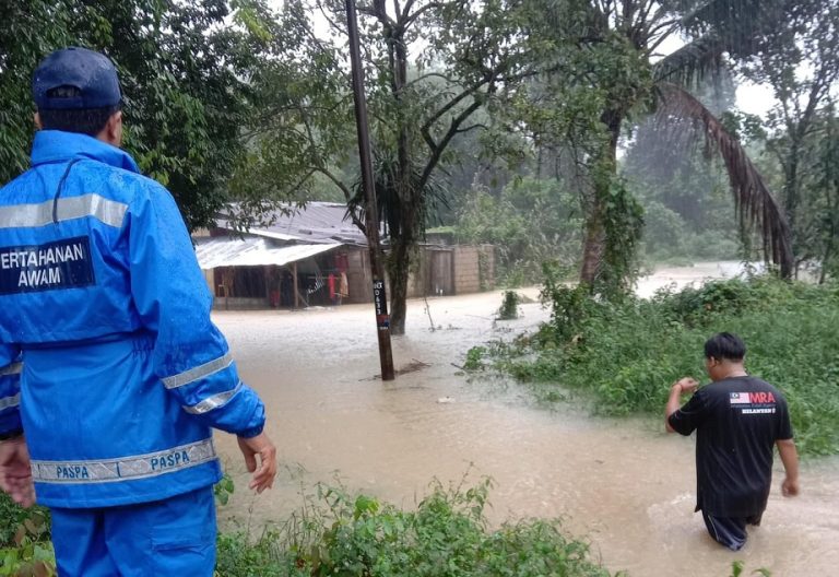 Parts of Tanah Merah in Kelantan flooded on Dec 29, 2024.