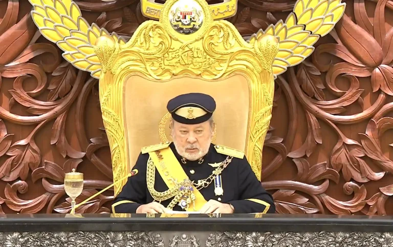 Stop playing politics, Malaysia’s King tells MPs
