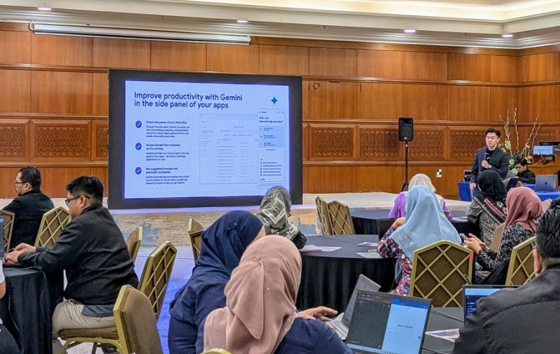 Some 200 civil servants were involved in the ‘Train-the-Trainer’ programme held from March 3-7, at Menara Usahawan, Putrajaya. The initiative aimed to upskill civil servants to use Gen AI tools, en route to transform the public service in adapting and adopting digital technology.