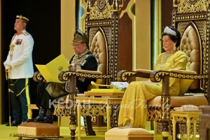 Al-Aminul Karim Sultan Sallehuddin ibni Almarhum Sultan Badlishah reading his speech at the investiture ceremony in Alor Setar on June 22, 2025.
