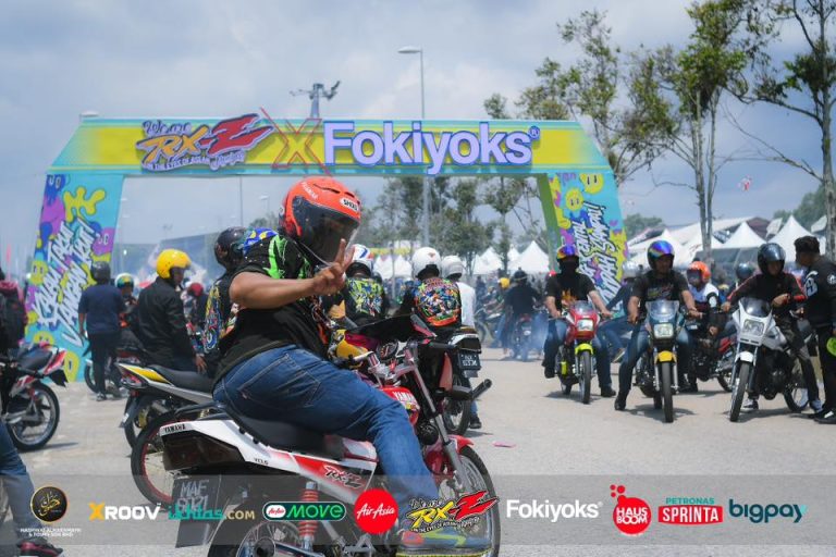 Motorcyclists on their Yamaha RX-Z at the RXZ Members 7.0 gathering on Aug 23, 2025.