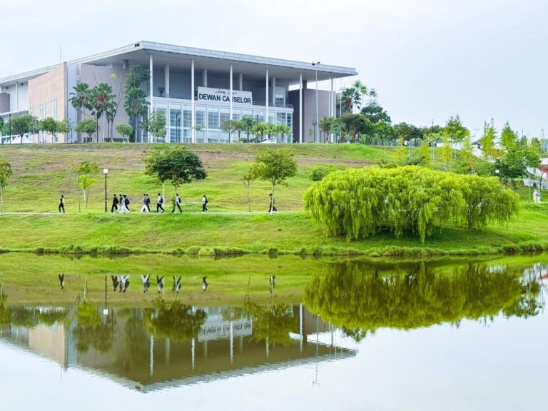 Universiti Teknikal Malaysia Melaka