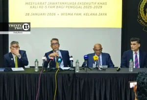 People in photo - Datuk Noor Azman Rahman (FAM secretary general),FAM acting president Datuk Yusoff Mahadi, Asian Football Confederation (AFC) general secretary Datuk Seri Windsor Paul John, his deputy, Vahid Kardany.
