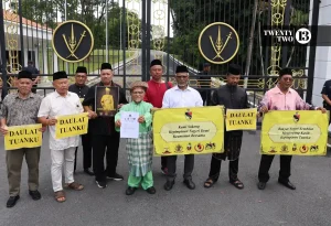 Empat NGO yang terdiri dari Pertubuhan Otai Reformasi Negeri Sembilan (PROFANS), Pertubuhan Sejarah dan Adat Perpatih Daerah Kuala Pilah, Pertubuhan Adab dan Budaya Mertang, serta Persatuan Kebajikan Insan DK menyerahkan memorandum kepada pihak Istana Besar Negeri Sembilan bagi menzahirkan sokongan tidak berbelah bahagi terhadap Yang di-Pertuan Besar Negeri Sembilan, Tuanku Muhriz Tuanku Munawir.