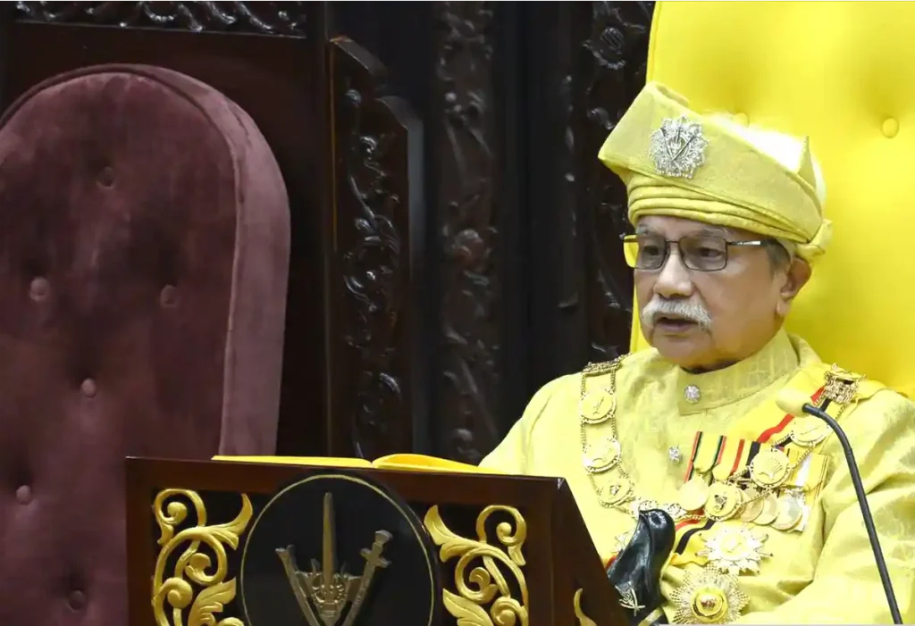Yang di-Pertuan Besar Tuanku Muhriz Tuanku Munawir proceeded with the opening ceremony of the Negeri Sembilan state assembly on April 23, 2026, despite a boycott by the Undang in the state.