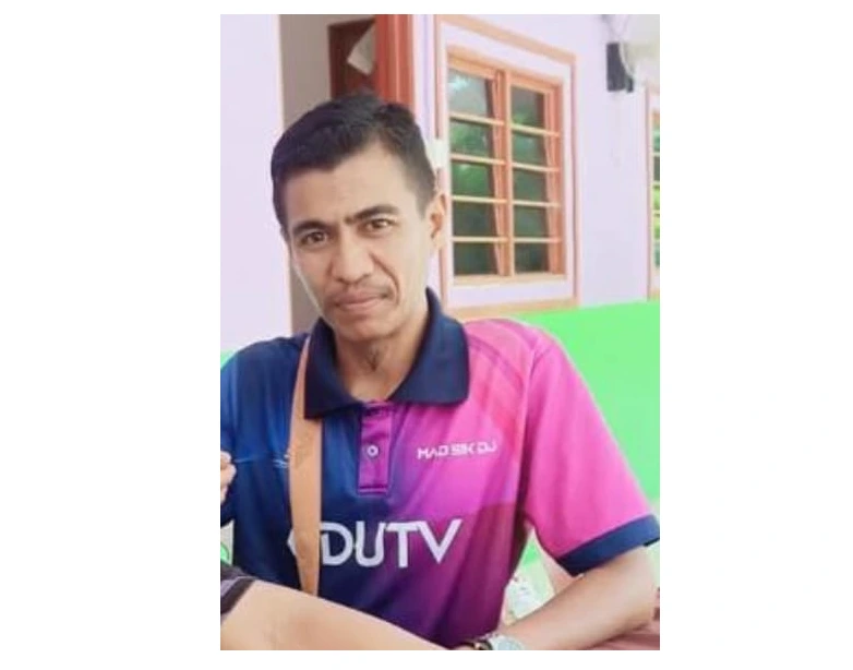 Mohammad Wahab speaking to Twentytwo13 about fuel shortage in Kedah.