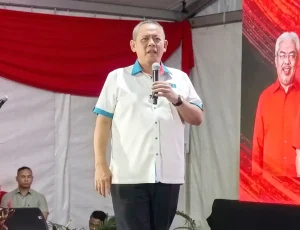 Negeri Sembilan Menteri Besar Datuk Seri Aminuddin Harun speaking about the current situation in Negeri Sembilan at the Ceramah Perdana, in Stadium Tuanku Abdul Rahman in Paroi, Negeri Sembilan on May 6, 2026.