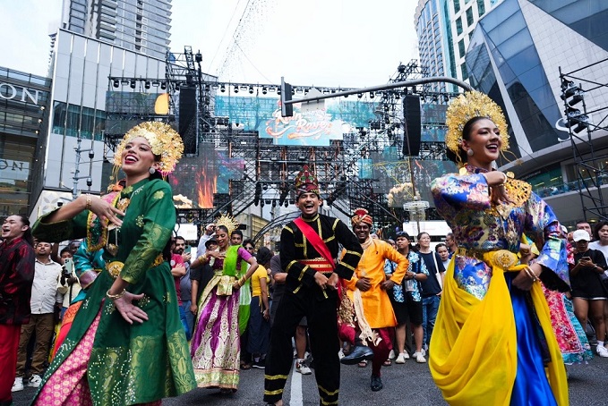 Traditional performance at the Rain Rave Water Music Festival from April 30 to May 2, 2026.