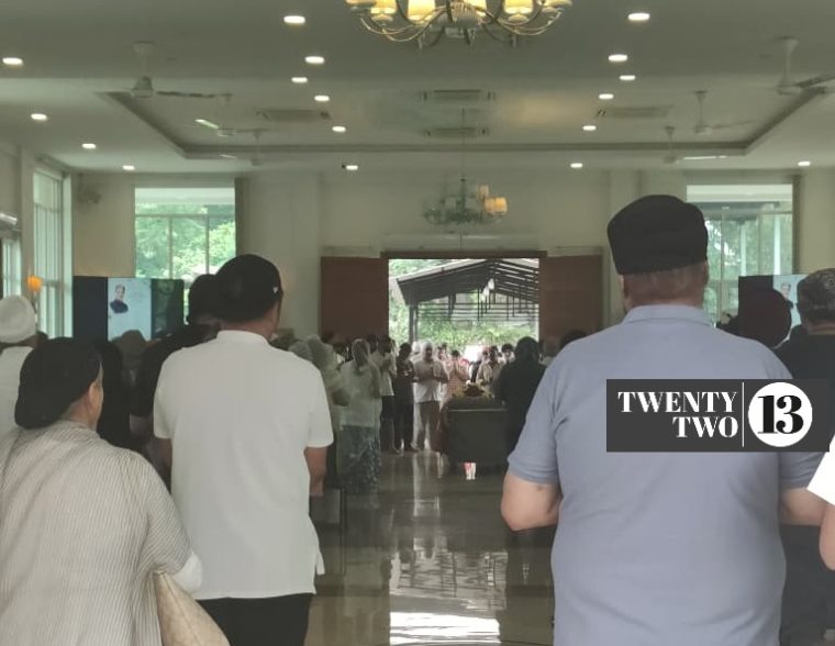 A scene at the Loke Yew Crematorium as Sarjit Singh was given his final send off.