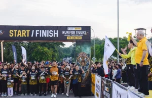 Sultan Nazrin and his consort flagging off the Run for Tigers at Puntrajaya on Aug 2, 2026.